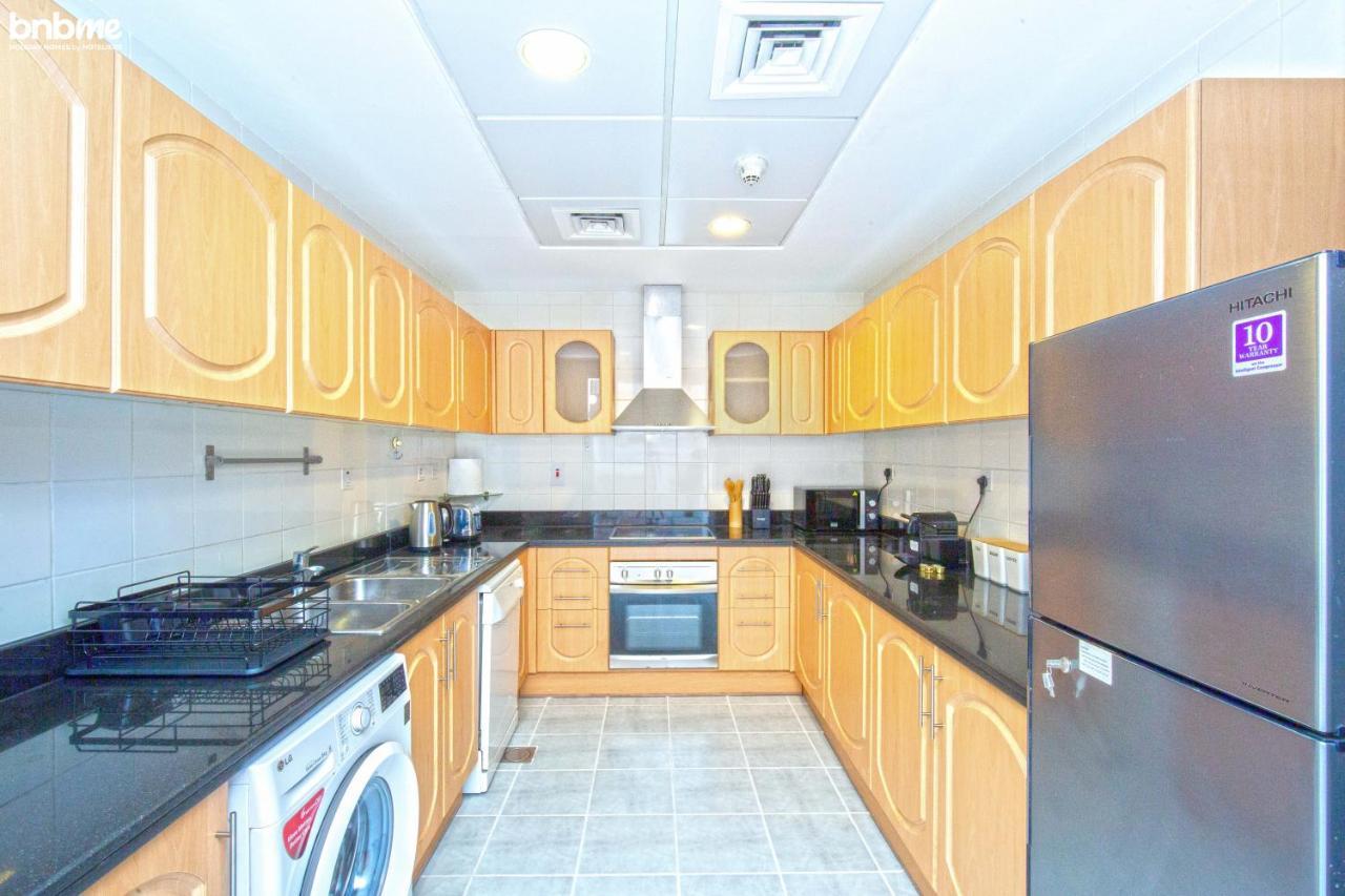 Bnbmehomes - Sit Back & Enjoy Seeing The Luxury Yachts Drive By - B67 Dubái Exterior foto