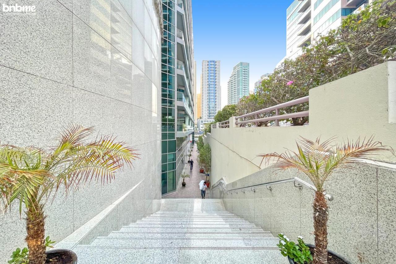 Bnbmehomes - Sit Back & Enjoy Seeing The Luxury Yachts Drive By - B67 Dubái Exterior foto
