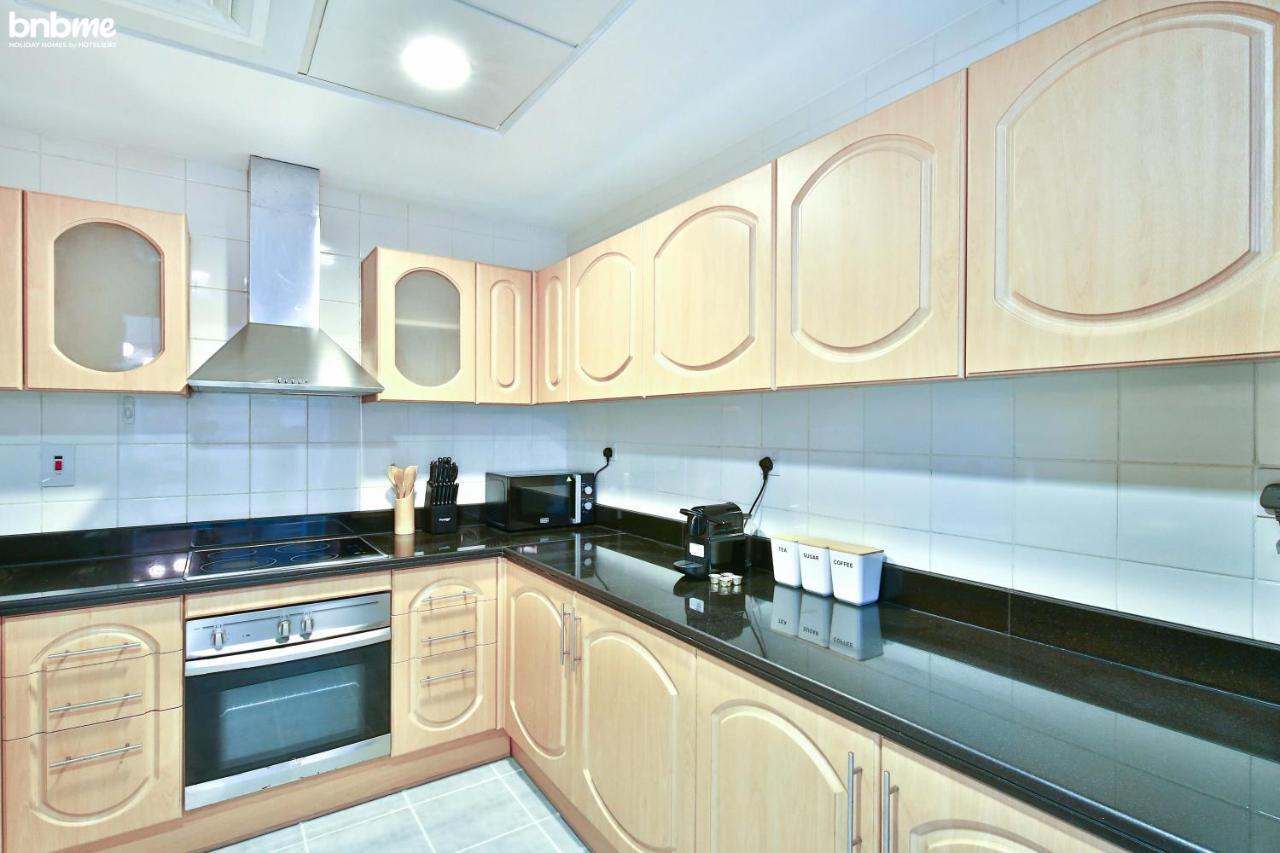Bnbmehomes - Sit Back & Enjoy Seeing The Luxury Yachts Drive By - B67 Dubái Exterior foto